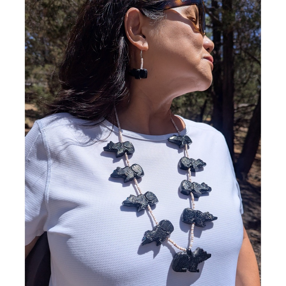 Exquisite Mike Tucson Zuni Bear Fetish Necklace Earrings Set Sterling Silver Jet